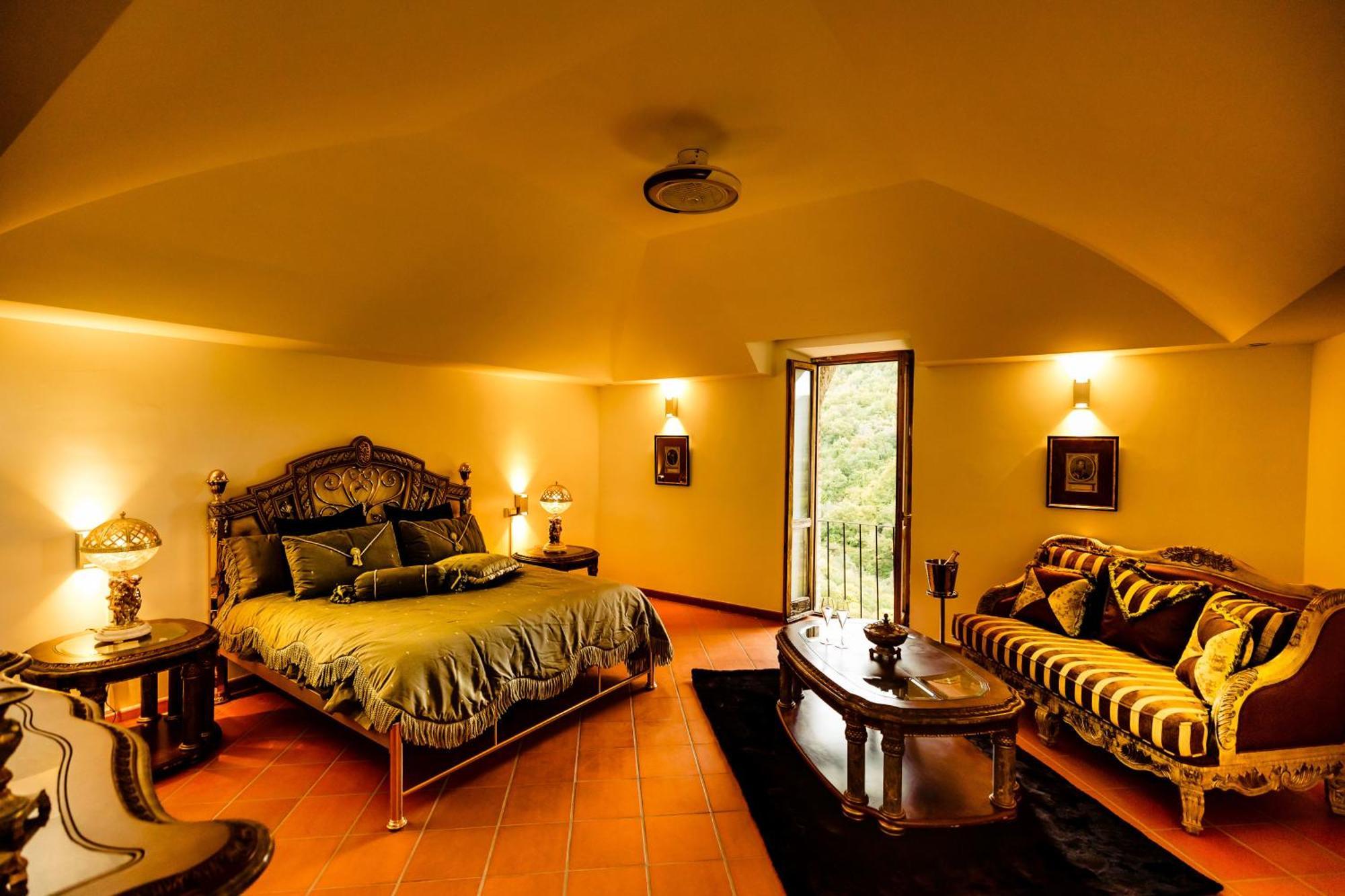 Castello Brancaccio Hotel San Gregorio da Sassola Luaran gambar